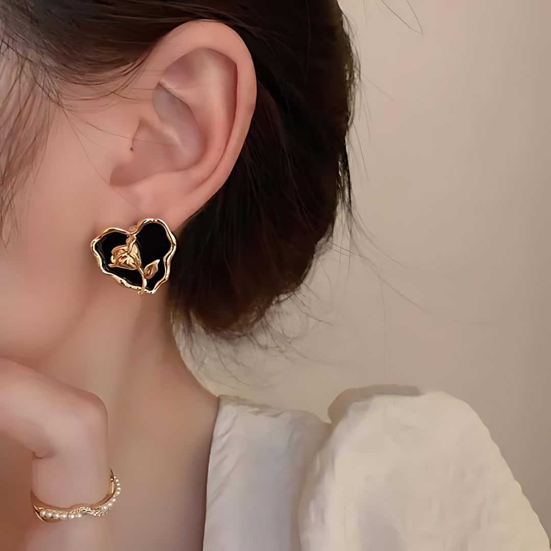 Black Big Heart Rose Stud Earrings