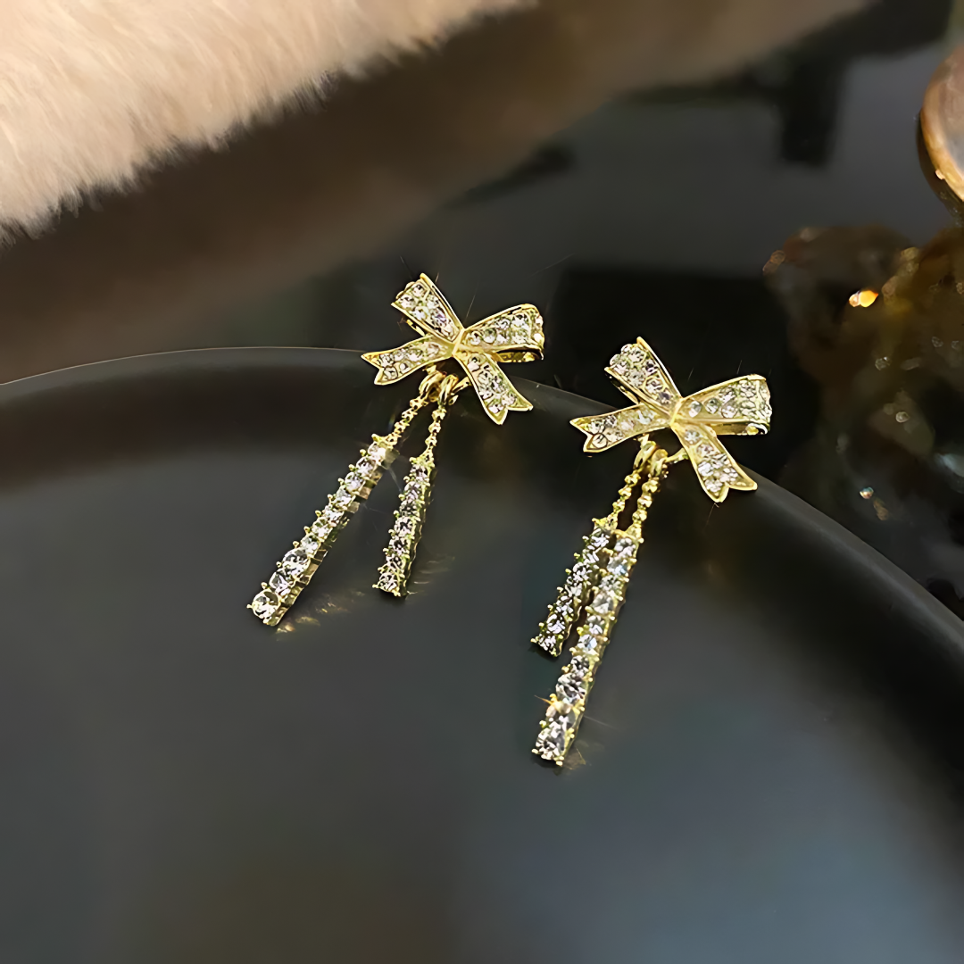 Zircon Stone Bow Earrings – Elegant & Sparkling