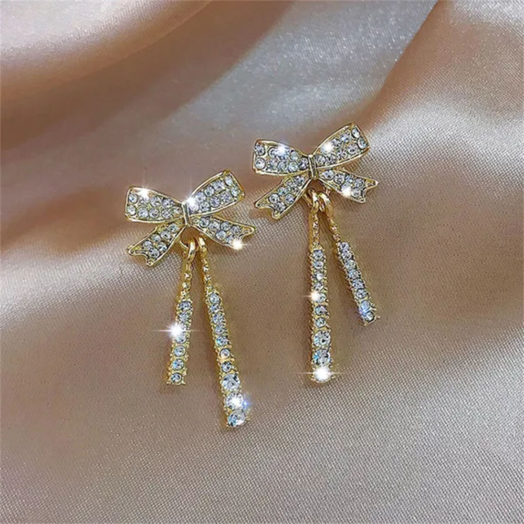 Zircon Stone Bow Earrings – Elegant & Sparkling