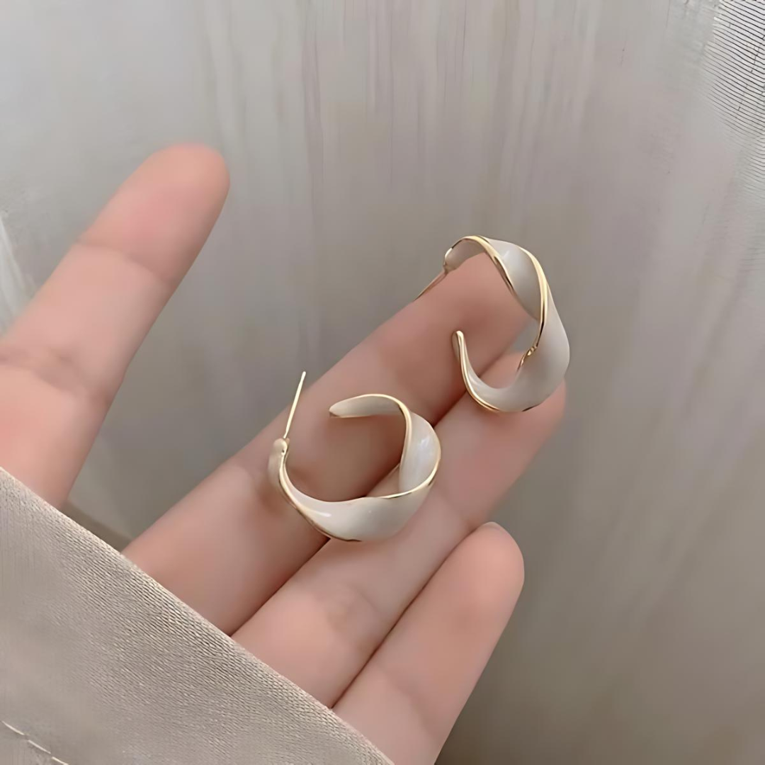 Elegant Gold & Resin Swirl Hoop Earrings