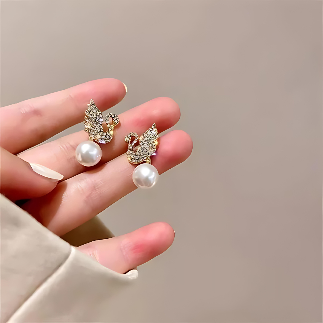 Elegant Swan Pearl Stud Earrings – Gold & Crystal Accents