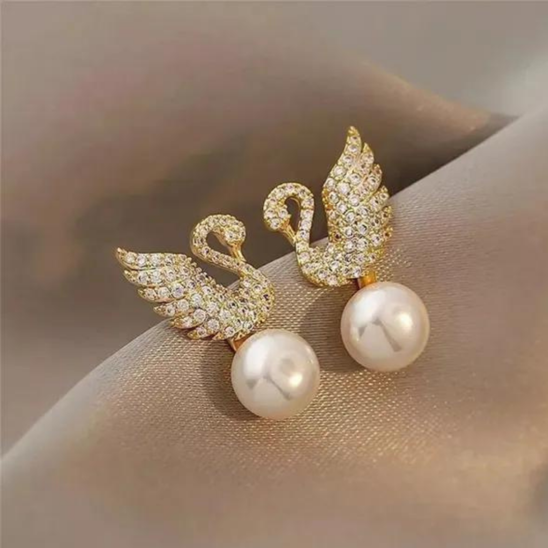 Elegant Swan Pearl Stud Earrings – Gold & Crystal Accents